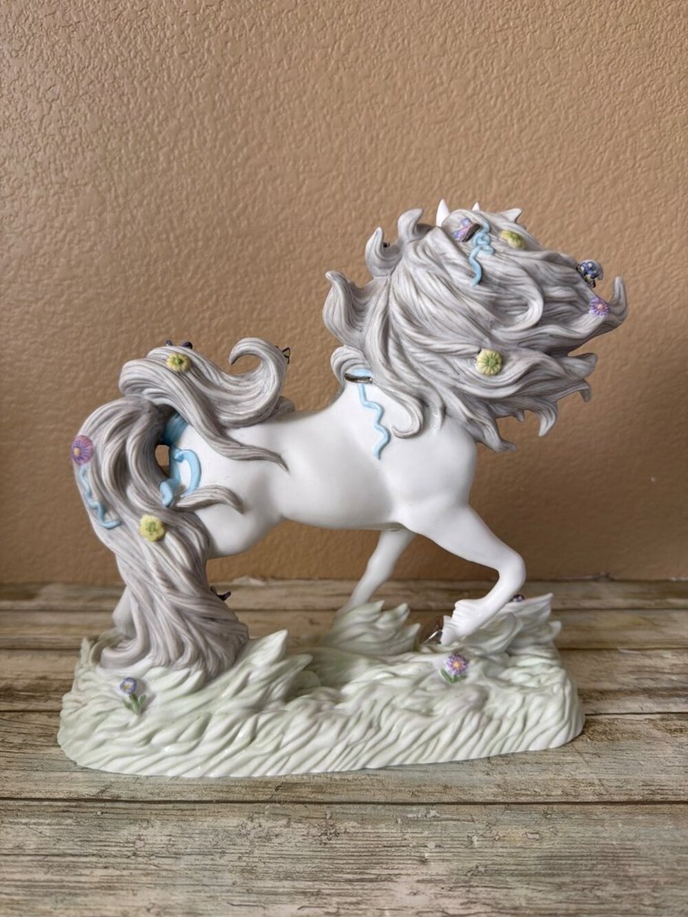 Princeton Gallery Meadow Unicorn Porcelain Figure 2001 Butterflies Flowers w/COA - Picture 6 of 16